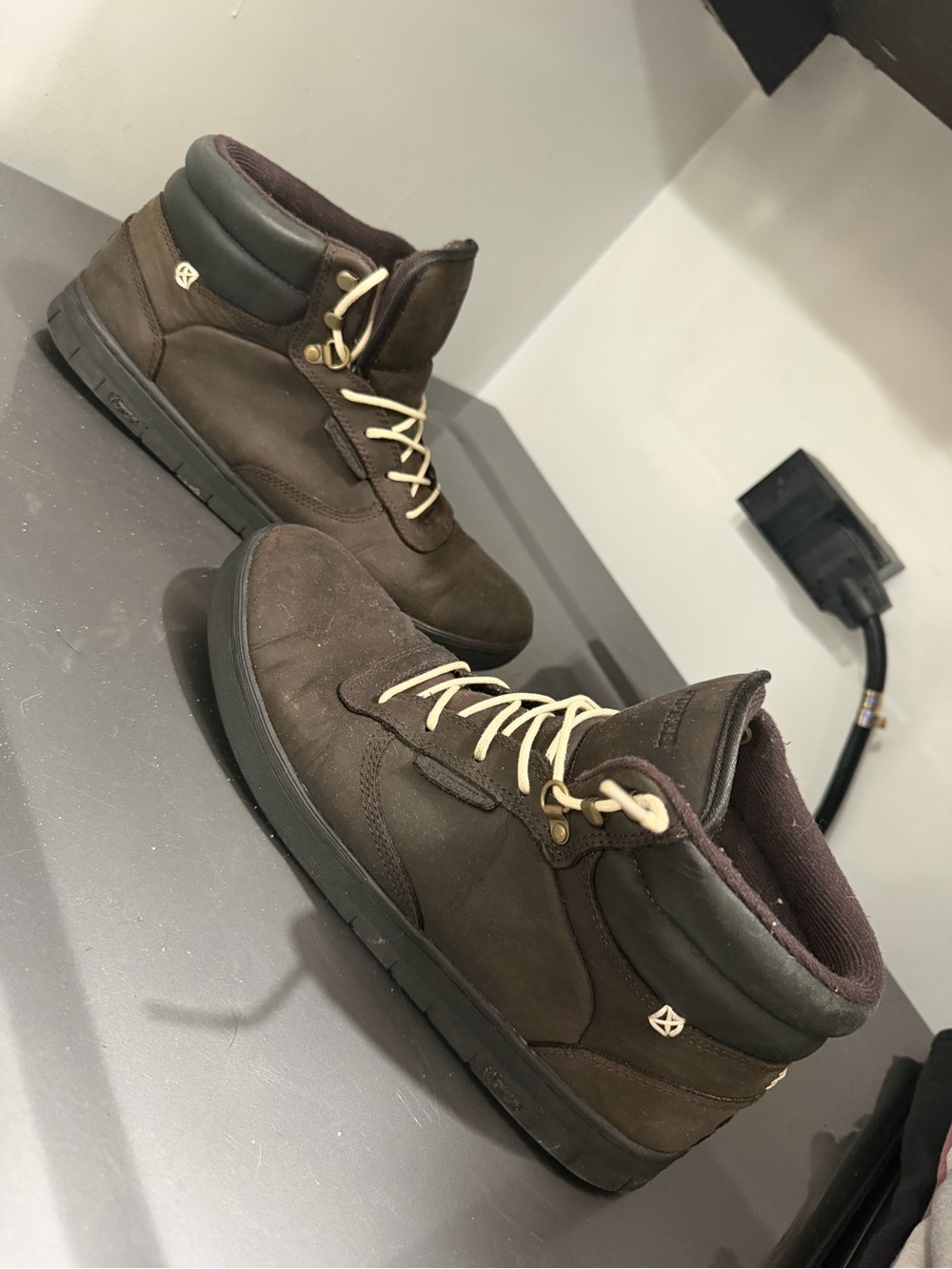 Ipath skate shoes